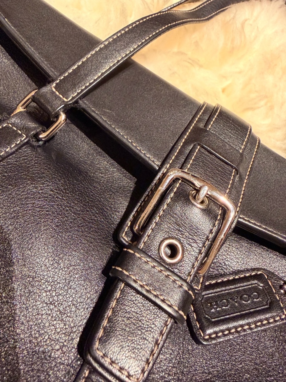 Coach Hampton Satchel (model 9268) - Picture 9 of 10